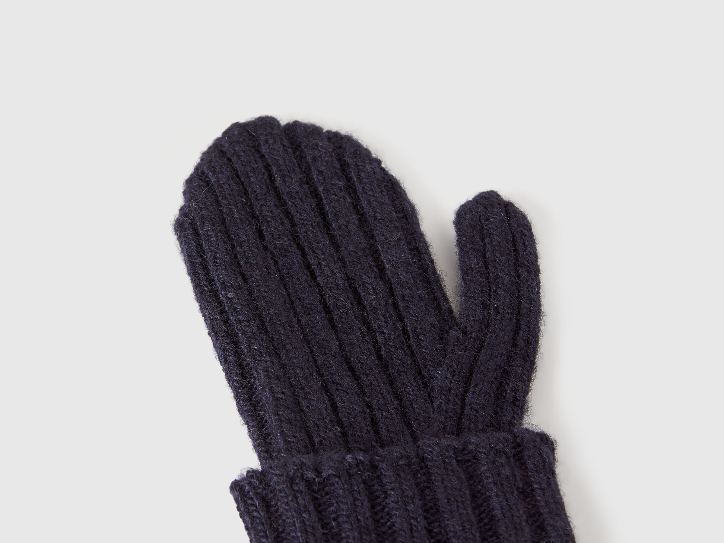 KNITTED GLOVES Junior Boy image number 2